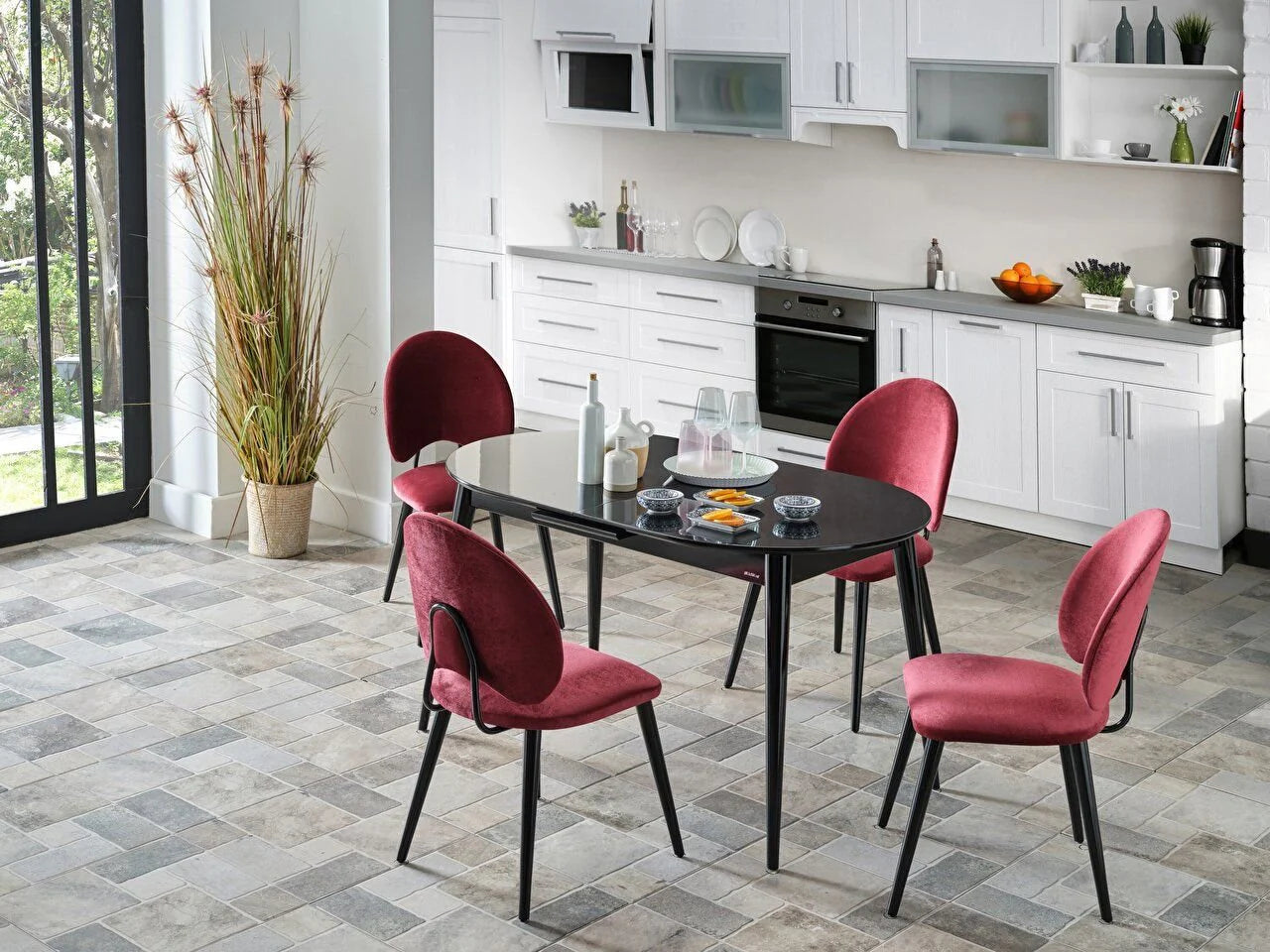 Maximizing Small Spaces: Compact Dining Sets for Urban Living