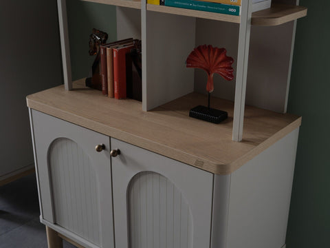 Borneo Bookshelf