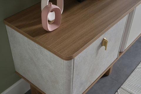Destina Tv Table