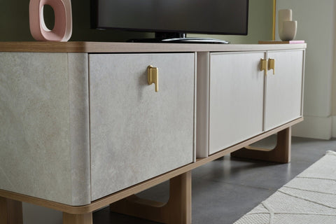 Destina Tv Table