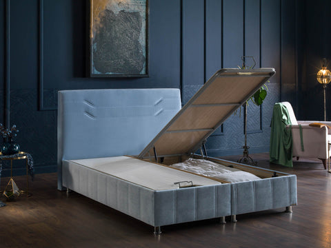 Ferro Ottoman Bed