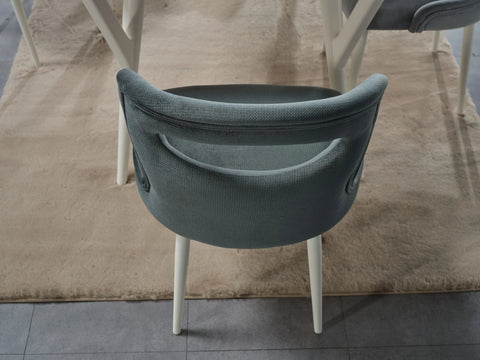 Lavita Chair (8220)