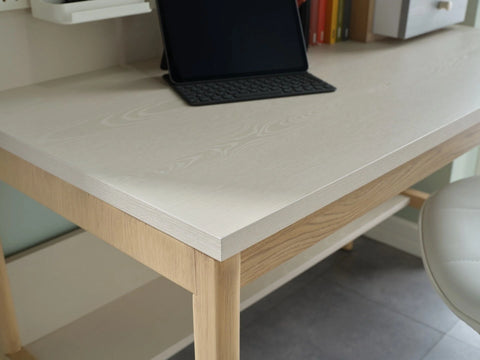 Linus Study Table