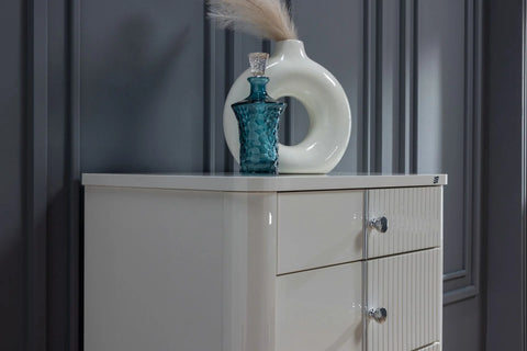 Arena Chest of Drawers