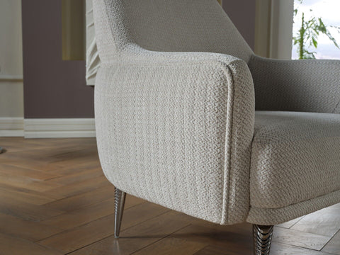 Aysa X Armchair