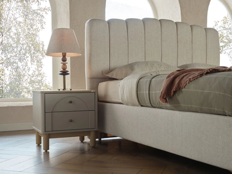 Borneo high quality headboard provides both luxury and comfort in London bedrooms.