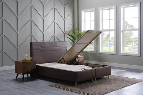 Ferro Ottoman Bed