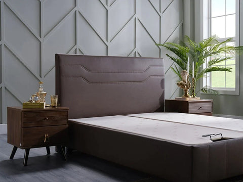 Ferro Ottoman Bed