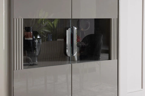Serra Display Cabinet (2 Doors)